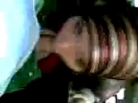 Девушка сосёт мне член