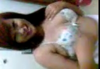 Молодая Узбечка раздевается до гола